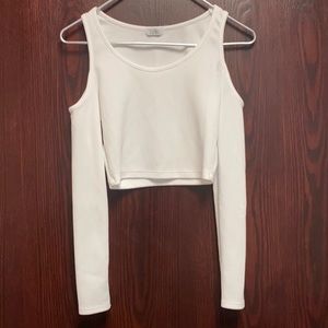 Tobi Cold cold shoulder crop top